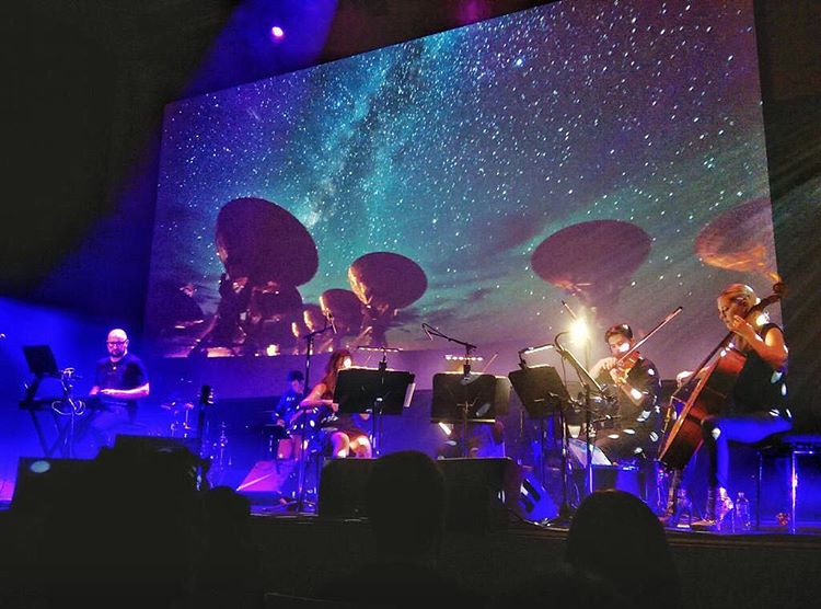 clintmansell-uneasylistening2016