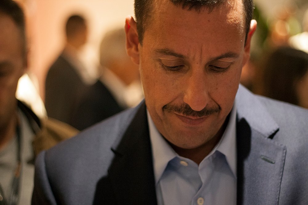 Sandler és a kisemberbajusz / fotó: Árva Márton